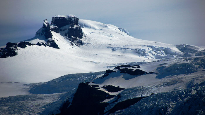 Hvannadalshnúkur (2119 m) von Süden Hvannadalshnúkur