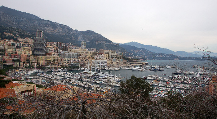 Abstieg Richtung Monte Carlo Hafen Monaco