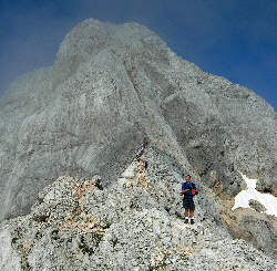 Unterm Gipfel des Triglav (2864 m) Triglav