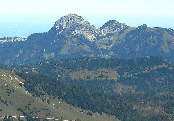 Blick auf den Wendelstein (1838 m) vom Hinteren Sonnwendjoch (1986 m) Blick auf den Wendelstein