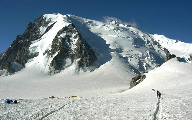 Mont Blanc du Tacul (4248 m) Mont Blanc du Tacul (4248 m)