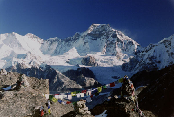 Gyachung Kang (7922 m) vom Gokyo Ri (5360 m) im Morgenlicht Gyachung Kang (7922 m)