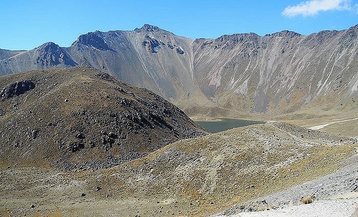 Blick über den Krater des Nevado de Toluca auf den höchsten Punkt Pico de Fraile (4691 m) Nevado de Toluca